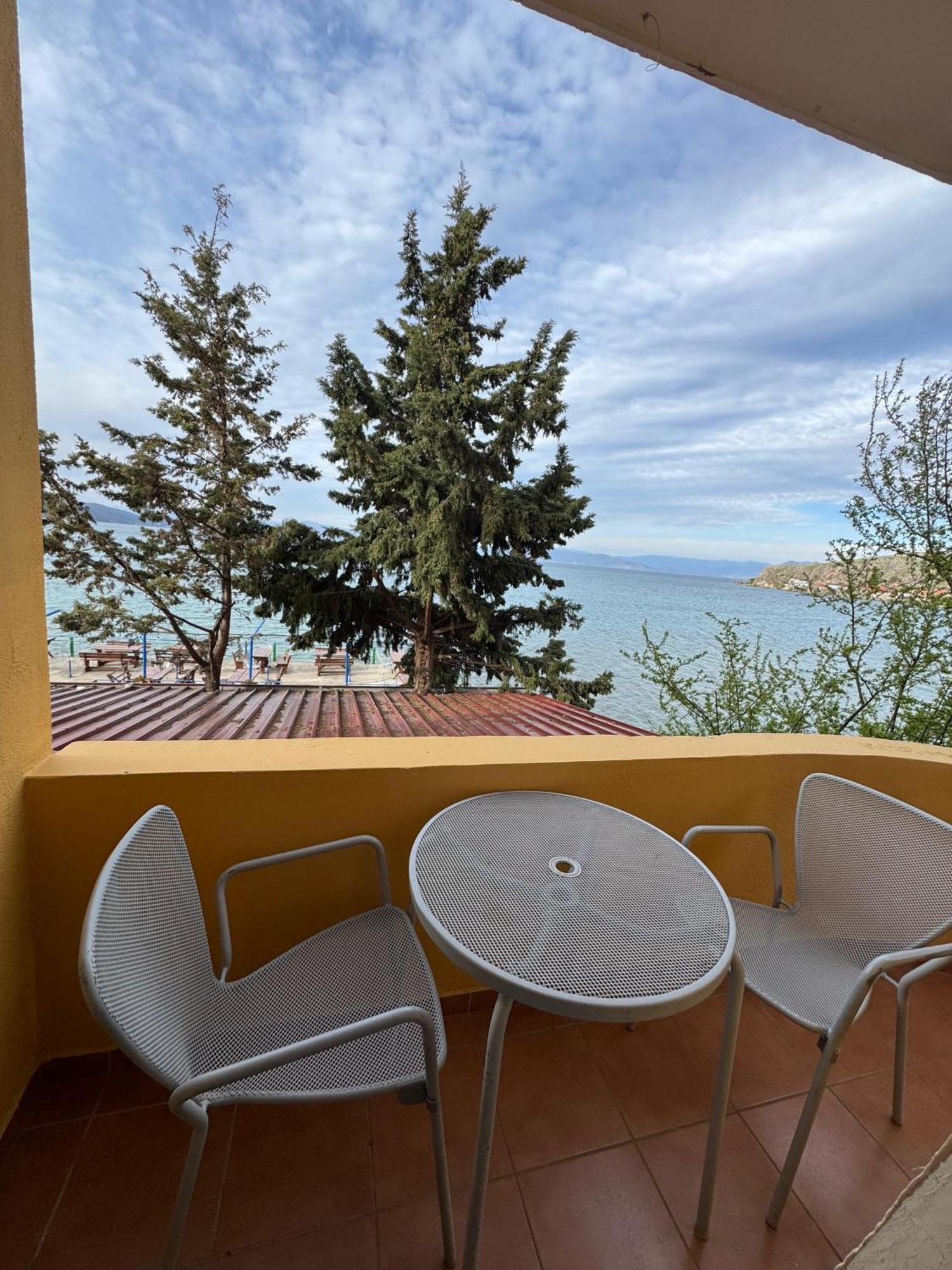 Hotel Restorant Leza Lini Екстериор снимка