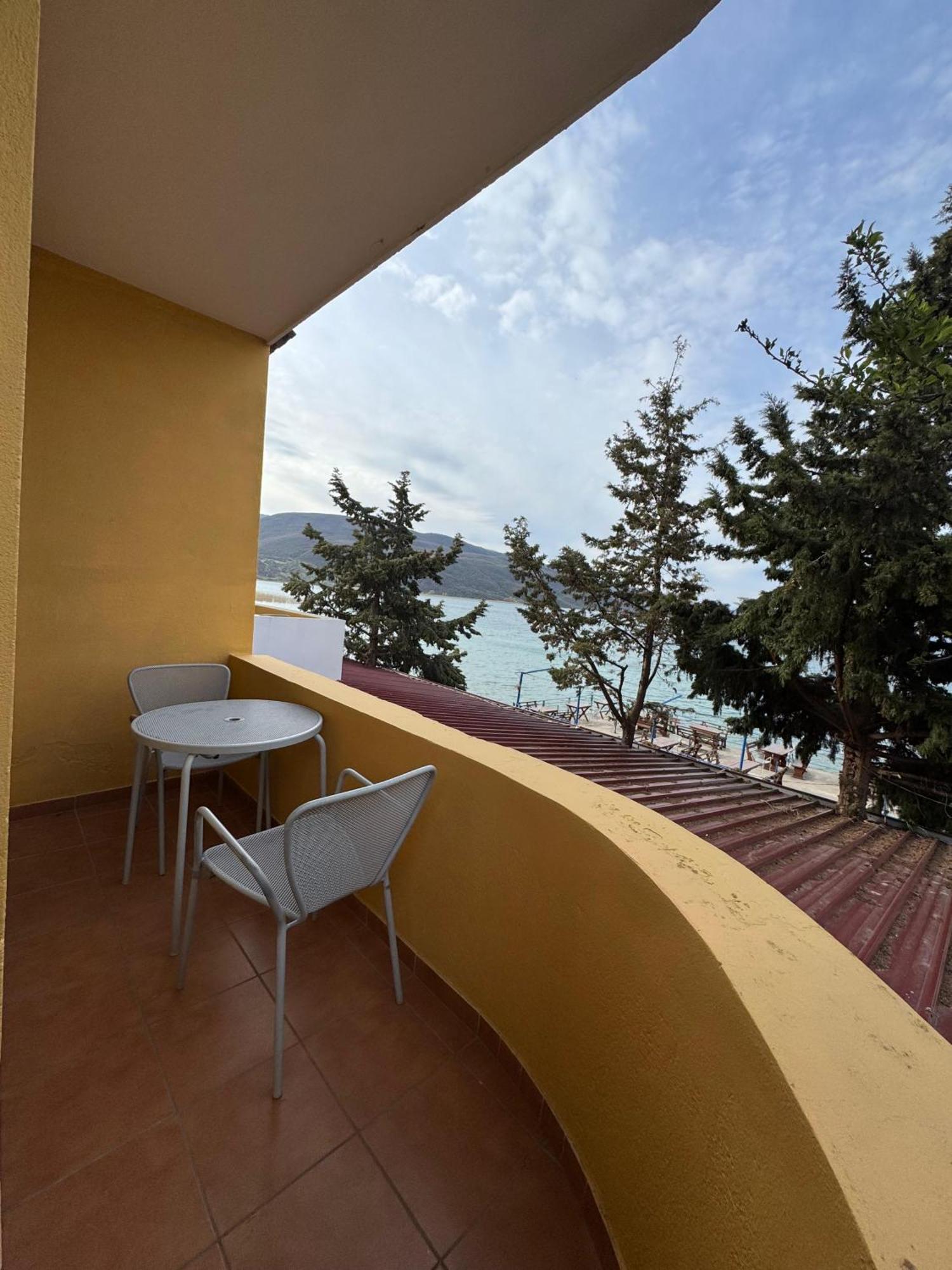 Hotel Restorant Leza Lini Екстериор снимка